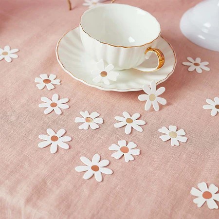 Spring Daisy Table Confetti